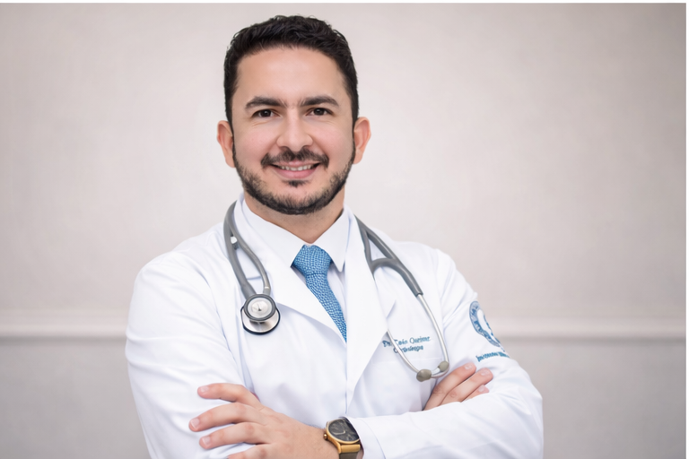 Dr. Caio Queiroz - Cardiologista